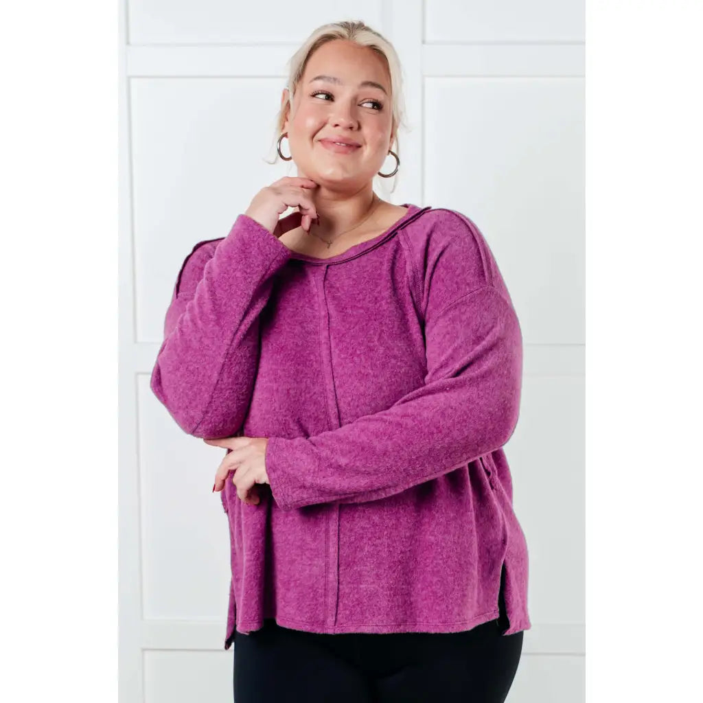 Take on the day in style and comfort with our Simply Soft Sweater Light Plum. Made from luxurious stretchy brushed