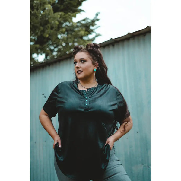 Spur On Basic Top in Metallic Midnight - SHIMMERY BASIC TOP