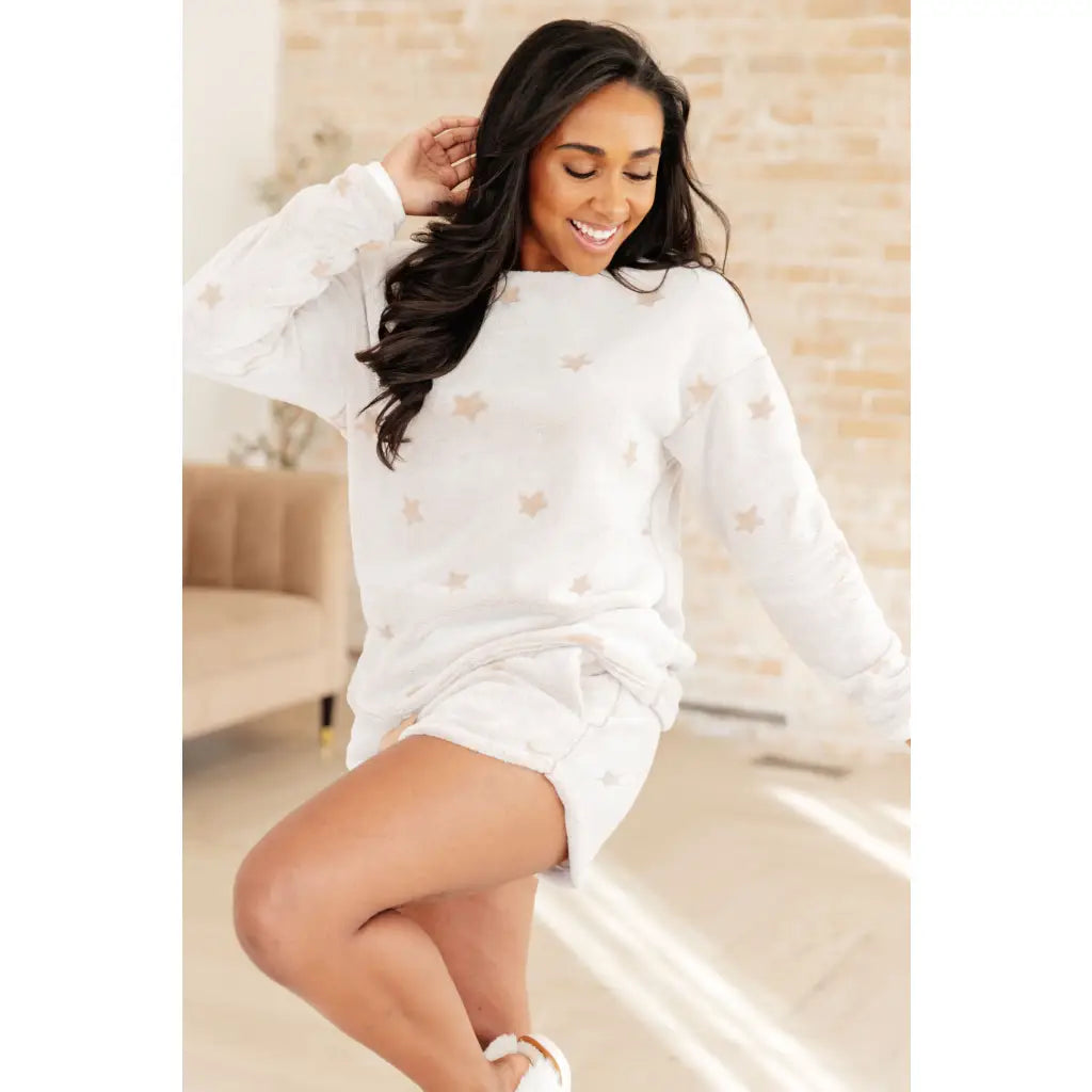 Unwind in style with our Wish on the Stars Loungewear Set. Made from softest beige faux fur for ultimate luxurious