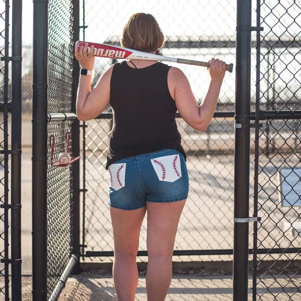 These baseball pocket jean shorts are the PERFECT mid-rise midi-length for mom of a little leaguer and to wear big