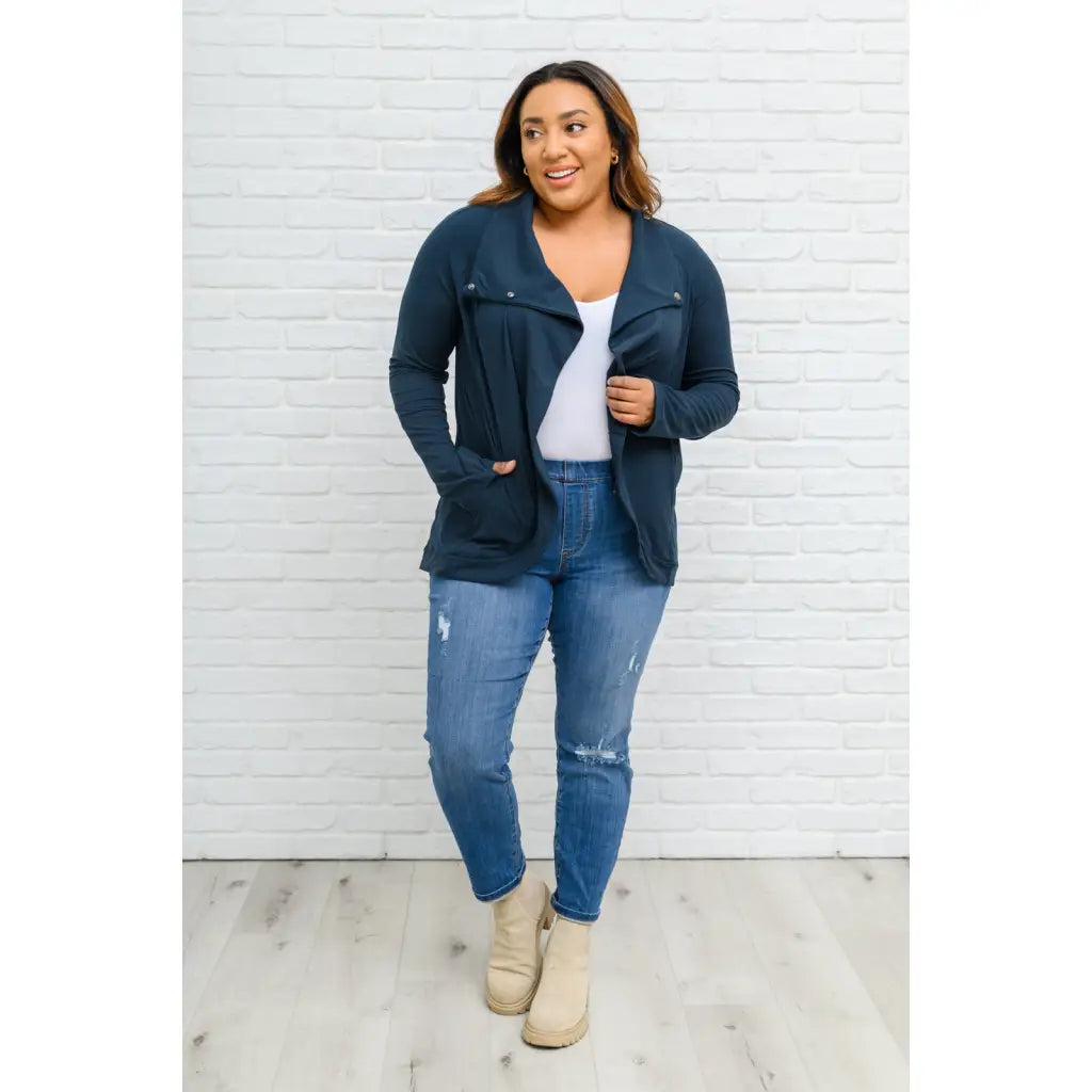 The Nikki Mid-Rise Boyfriend Jeggings have the comfort and style all your other jeans are missing! A super stretchy