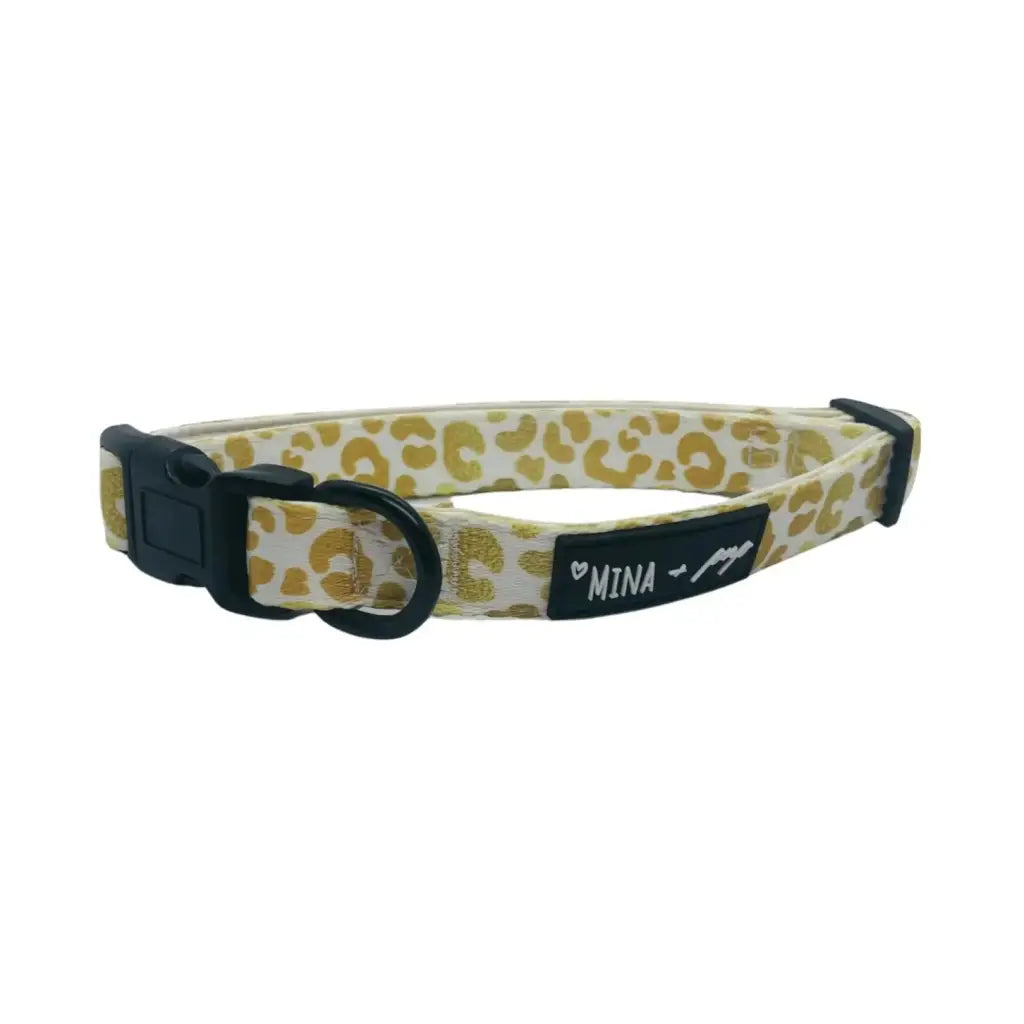 This super cute golden cheetah print adjustable collar is all about both comfort and style! When it just too hot