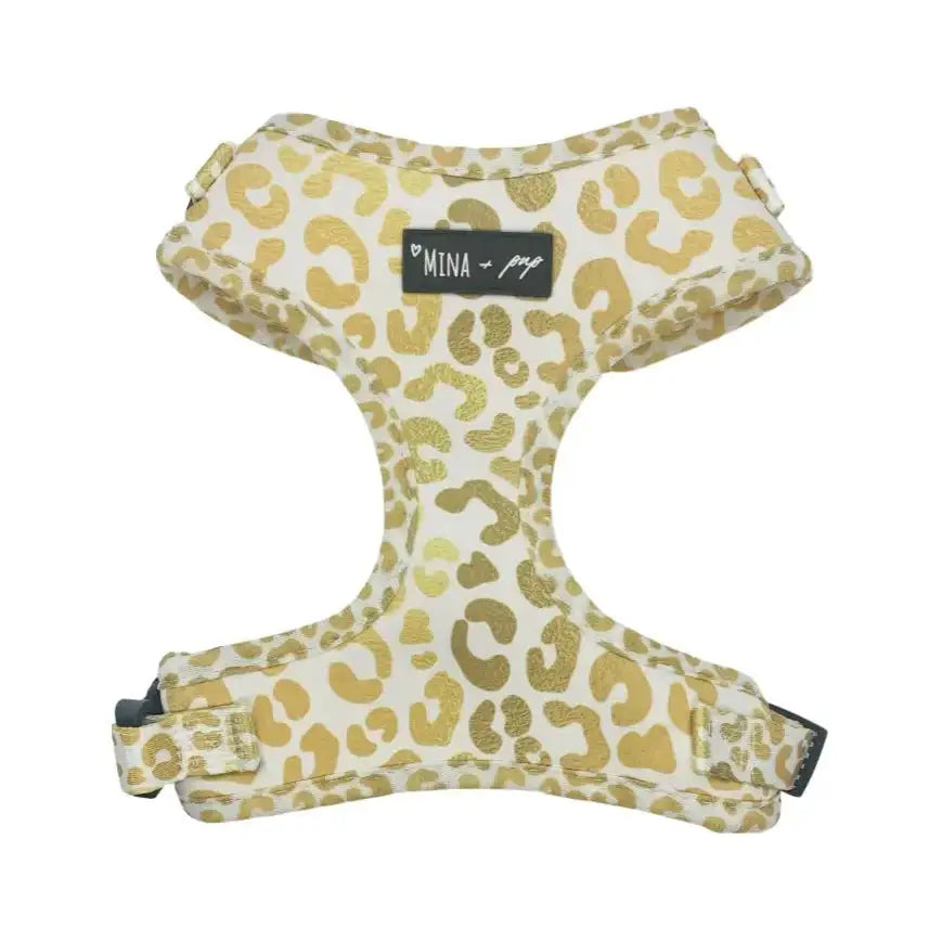 Adorn your pet with glamour galore in this stunning golden and white ombre cheetah print adjustable harness. Due